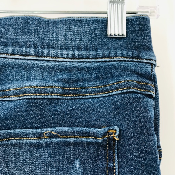 Spanx Distressed Ankle Skinny Jeans in Medium Wash Size Small - Picture 8 of 11